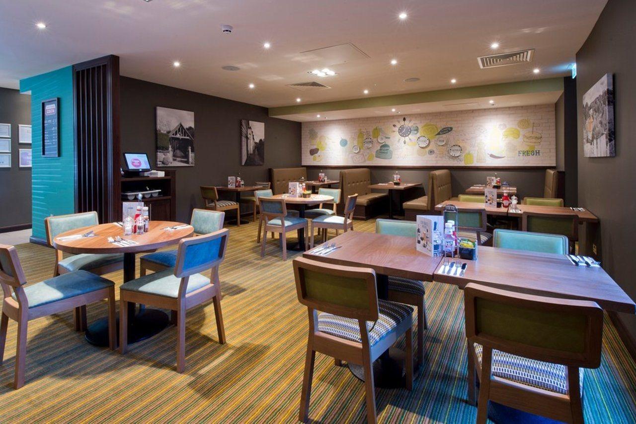 Premier Inn Sevenoaks Exterior foto